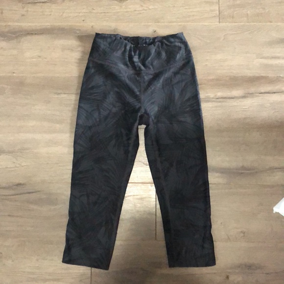 Athletic Works Capris’ - Picture 7 of 12